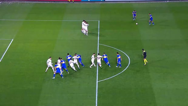 Óscar Romero's wonderful free kick goal for Boca Juniors